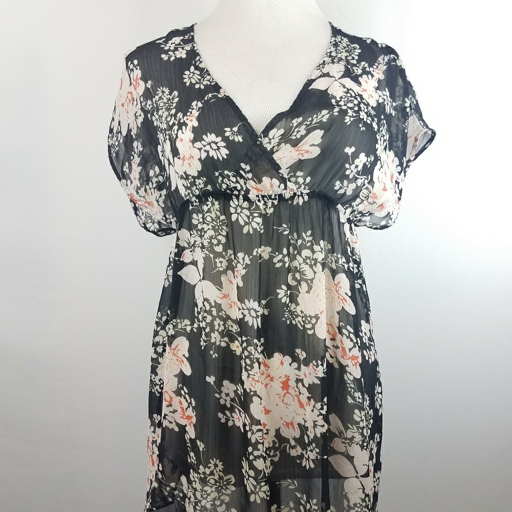 Women's Black Floral Sheer Blouse size Medium